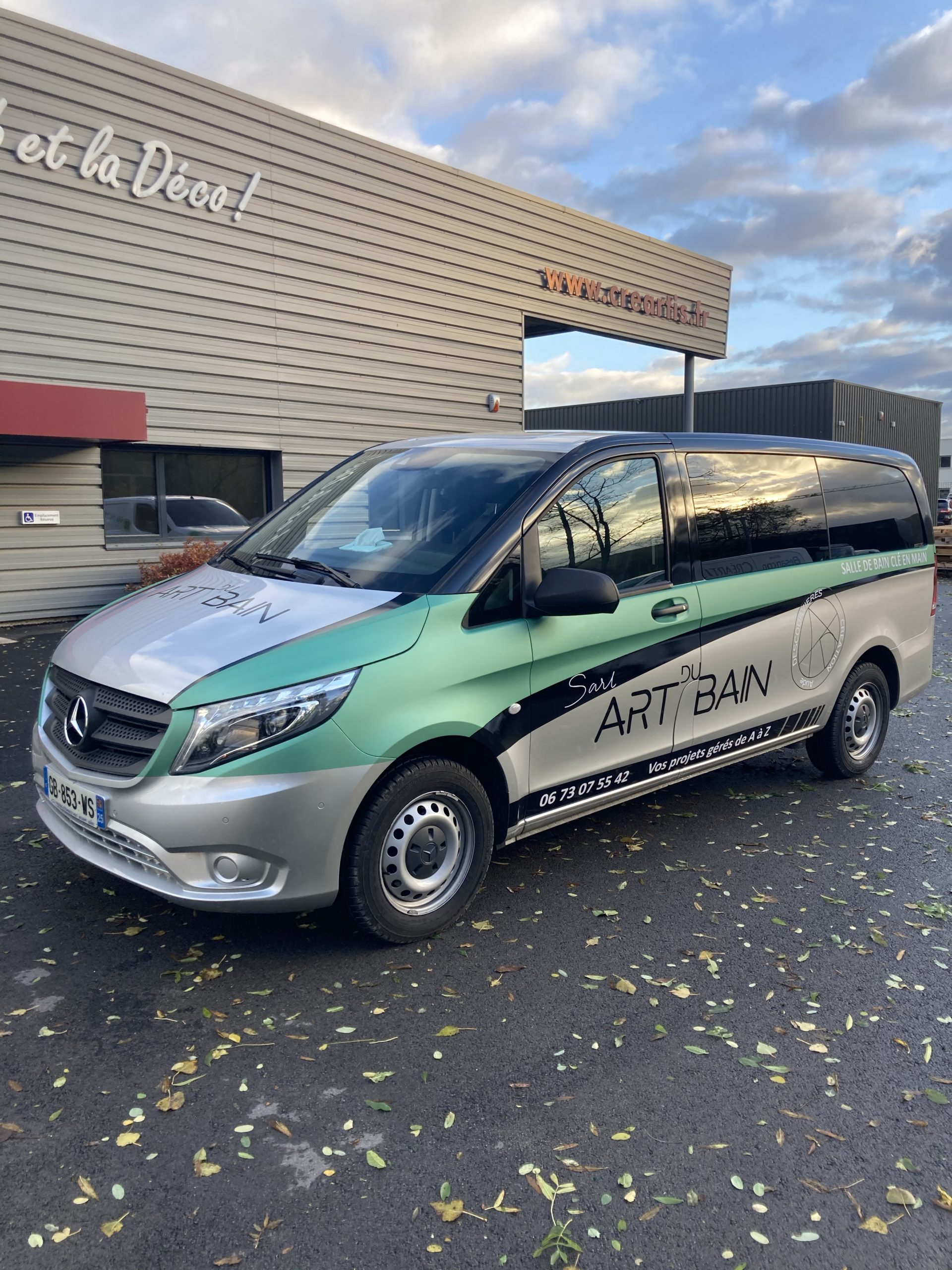 flocage_vehicule_vito_pertronas_vert